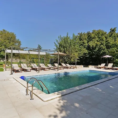 Mit Privatpool Fuer 16 Personen Ca 300 Qm In Rojnici, Istrien Binnenland Von Istrien *